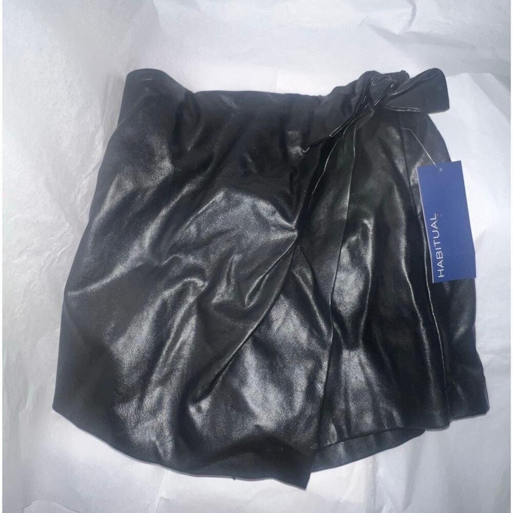 New Habitual Kids Black Faux Leather Skort Size 14